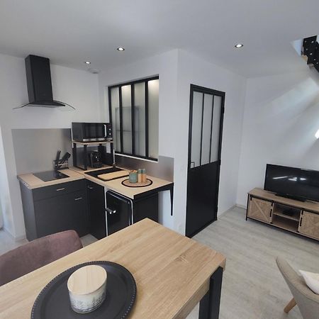Studio Neuf Situe Au Coeur D'Un Bourg Paisible Pace  Ngoại thất bức ảnh