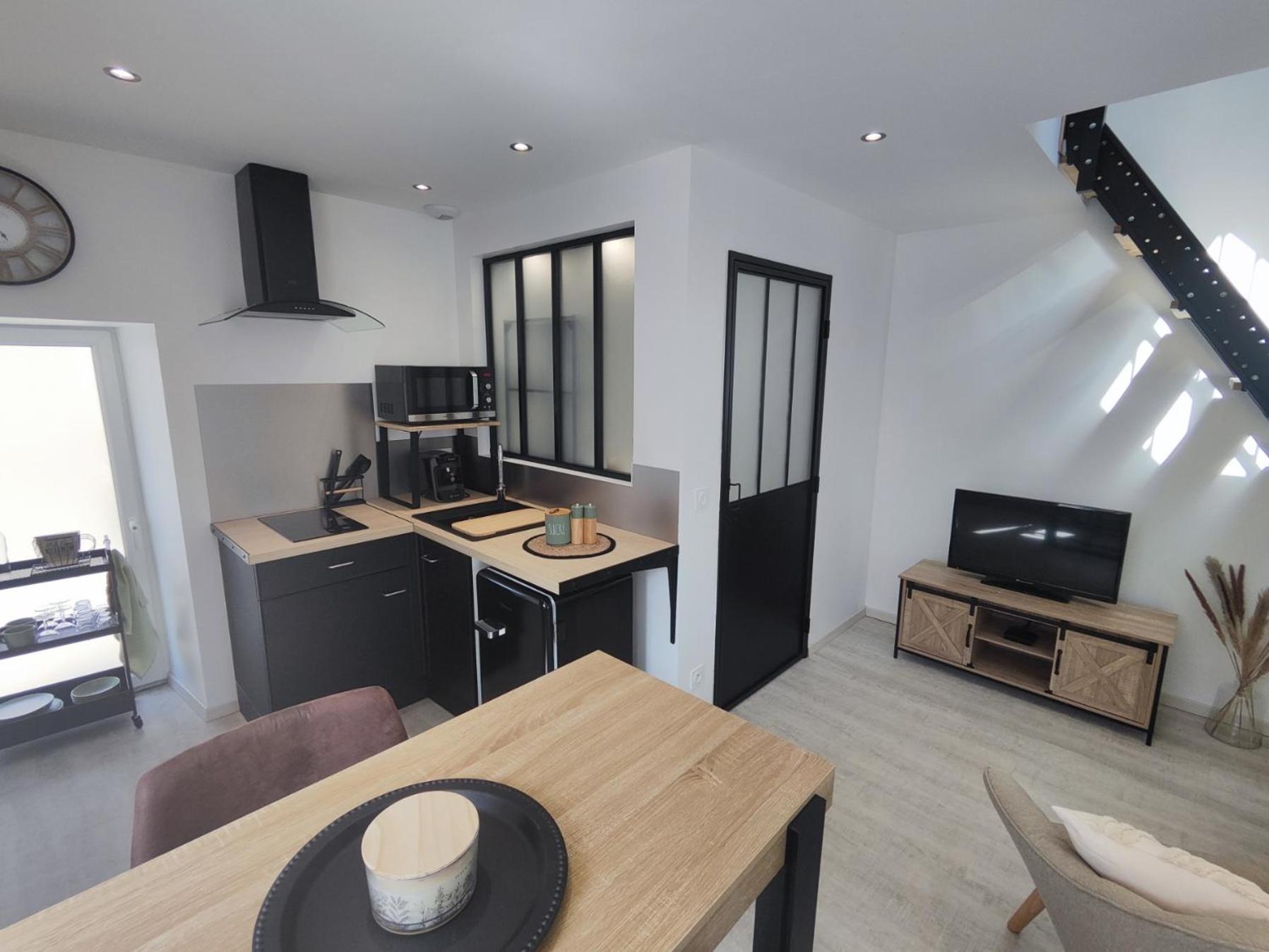 Studio Neuf Situe Au Coeur D'Un Bourg Paisible Pace  Ngoại thất bức ảnh