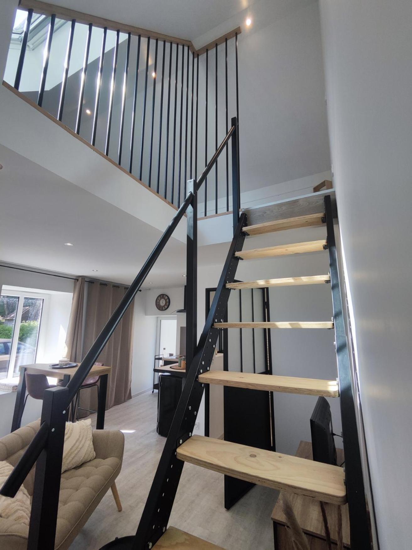 Studio Neuf Situe Au Coeur D'Un Bourg Paisible Pace  Ngoại thất bức ảnh
